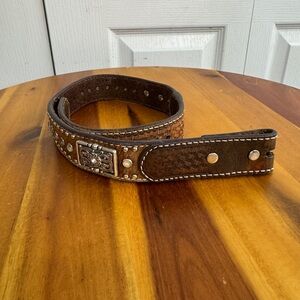 Nocona calf hair jeweled belt size 20